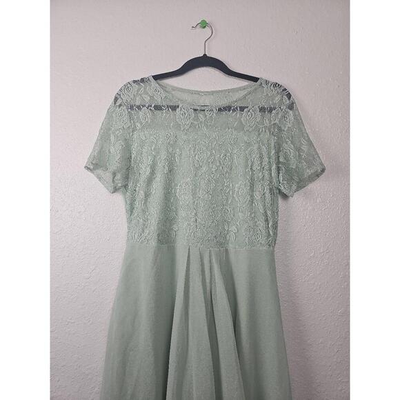 NWT Mint Floral Lace Dress Short Sleeve Asymmetrical Hem Large - Picture 2 of 7